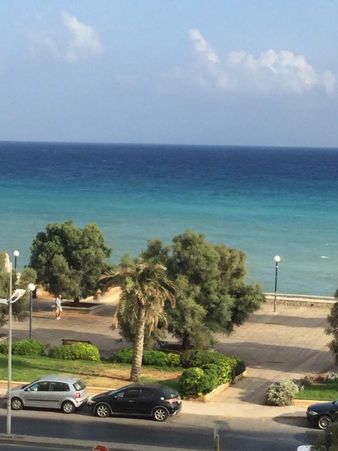 Blue Elegance City Center Heraklion Apartment Eksteriør billede